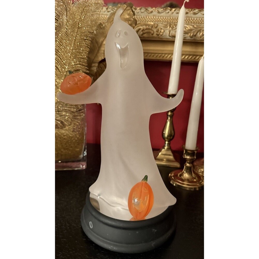 Vintage Avon 2002  Ghost Pumpkin color changing LED lights Battery Powered Works